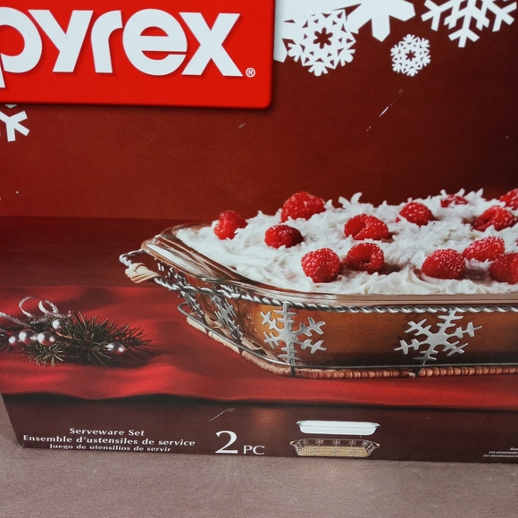 Pyrex serveware baking set - Picture 2 of 8